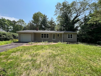 52 Sylvan St, Avon, CT 06001