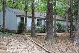 13700 Quail Meadows Ln, Midlothian, VA 23112
