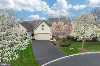 700 Saint Andrews Ct, Telford, PA 18969
