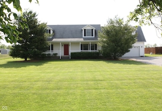 6052 N Deckshire Ln, Shirley, IN 47384