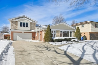 624 S Edward St, Mount Prospect, IL 60056