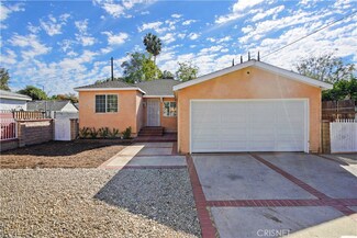 20910 Gault St, Canoga Park, CA 91303