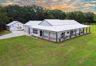 632 County Road 1952, Yantis, TX 75497