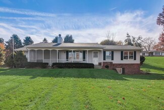 1703 Pauli Ct, Stoughton, WI 53589