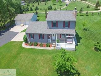 8910 S Morrice Rd, Morrice, MI 48857