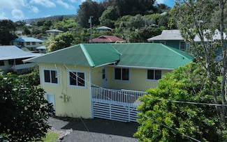 45-3695 Hau St, Honokaa, HI 96727