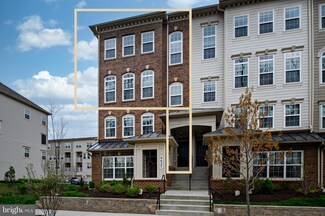 9620 Block St Unit 302, Seabrook, MD 20706