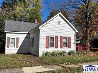 1542 3rd Ave, Terre Haute, IN 47807