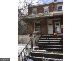 4 3rd Ave, Essington, PA 19029