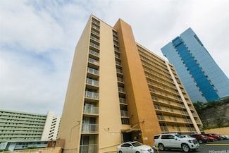 801 Ala Nioi Place Unit 706, Honolulu, HI 96818