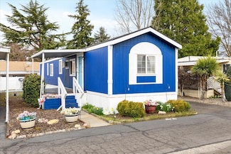 3410 N Pacific Hwy Unit SPC 43, Medford, OR 97501