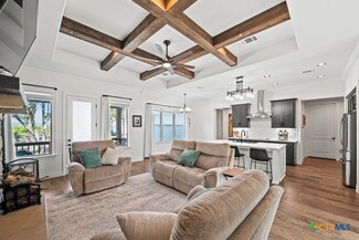 267 Eagle Rock Rd, Spring Branch, TX 78070