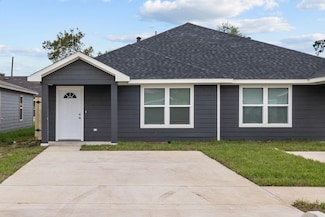 9717 Stedman St, Houston, TX 77029