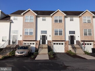 2009 Hampton Ct Unit 2009, Morgantown, PA 19543