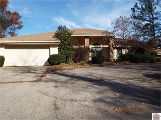 975 Tennevue Estate, Paducah, KY 42003