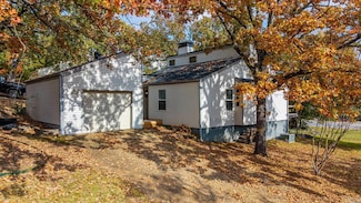 102 Windwood Ln, Maumelle, AR 72113