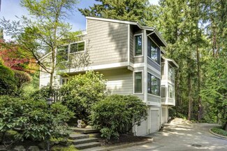 1611 107th Ave SE, Bellevue, WA 98004