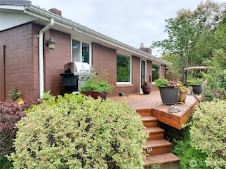 21926 Vashon Hwy SW, Vashon, WA 98070