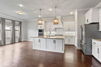 40419 Champagne Ave, Prairieville, LA 70769
