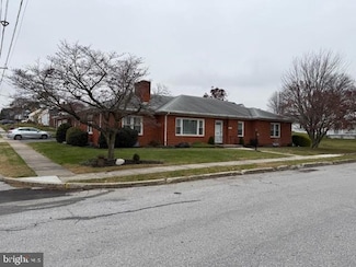 300 N Franklin St, Waynesboro, PA 17268