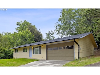 5902 SW 54th Ave, Portland, OR 97221