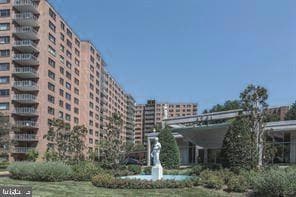 4201 Cathedral Ave NW Unit 807W, Washington, DC 20016