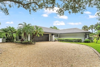 10158 SE Acorn Way, Jupiter, FL 33469