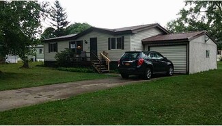 347 Circle Ct, Arcade, NY 14009
