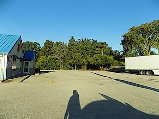 000 Red Arrow Hwy, Stevensville, MI 49127
