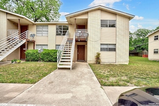 726 Old Martindale Rd, San Marcos, TX 78666