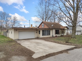 307 S Fosler Ave, South Whitley, IN 46787