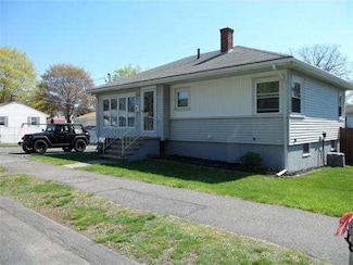 80 Harmon St, Lynn, MA 01905