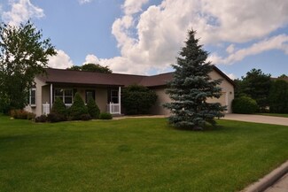 670 Cole St, Spring Green, WI 53588