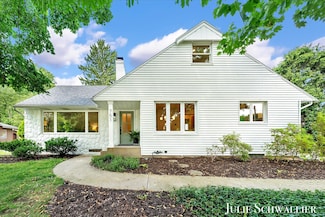 751 Old Gate Rd NW, Grand Rapids, MI 49504