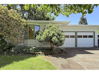 4296 SE Fieldcrest St, Milwaukie, OR 97222