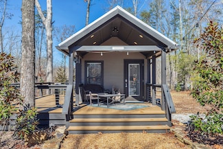 318 Waters Edge Way, Tracy City, TN 37387