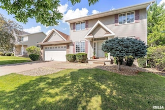 5320 Appleton Dr, Davenport, IA 52804