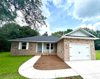 4086 Charles Cir, Milton, FL 32571