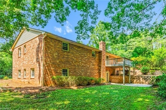 6151 Reidsville Rd, Belews Creek, NC 27009