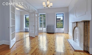 195 Adelphi St Unit 3, Brooklyn, NY 11205
