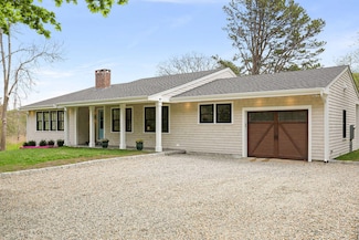 35 Pine Hill Dr, Brewster, MA 02631