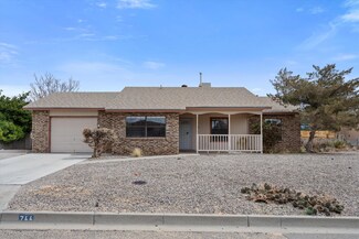 744 Stagecoach Rd SE, Rio Rancho, NM 87124