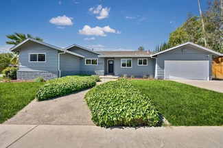 6270 Greenhaven Dr, Sacramento, CA 95831