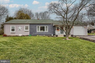817 Old Forge Rd, New Cumberland, PA 17070