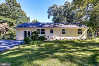 5750 Long Beach Dr, Saint Leonard, MD 20685