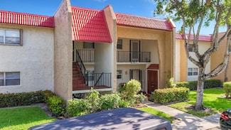 133 Lake Evelyn Dr, West Palm Beach, FL 33411