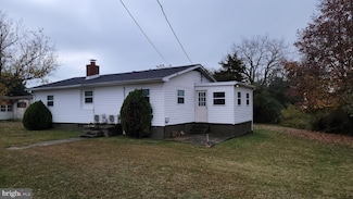 22719 Lagoon Dr, Bushwood, MD 20618