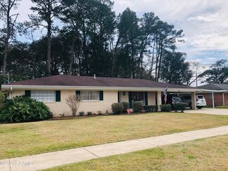 115 Thomas Nolan Dr, Lafayette, LA 70508