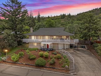 1768 Crestview Dr, Ashland, OR 97520