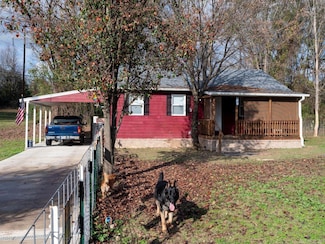 1001 Darter Dr, Morrilton, AR 72110